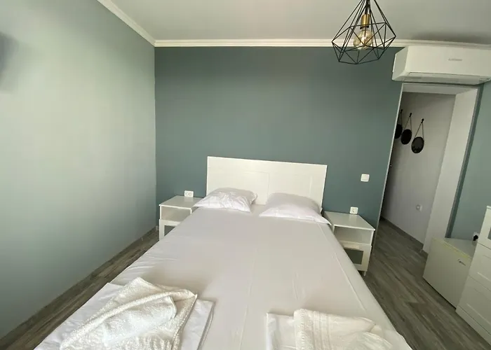 Your Πριμόρσκο